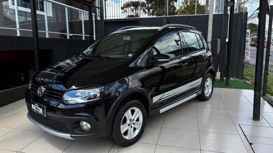 VOLKSWAGEN CROSSFOX 1.6 MI FLEX 8V 4P MANUAL